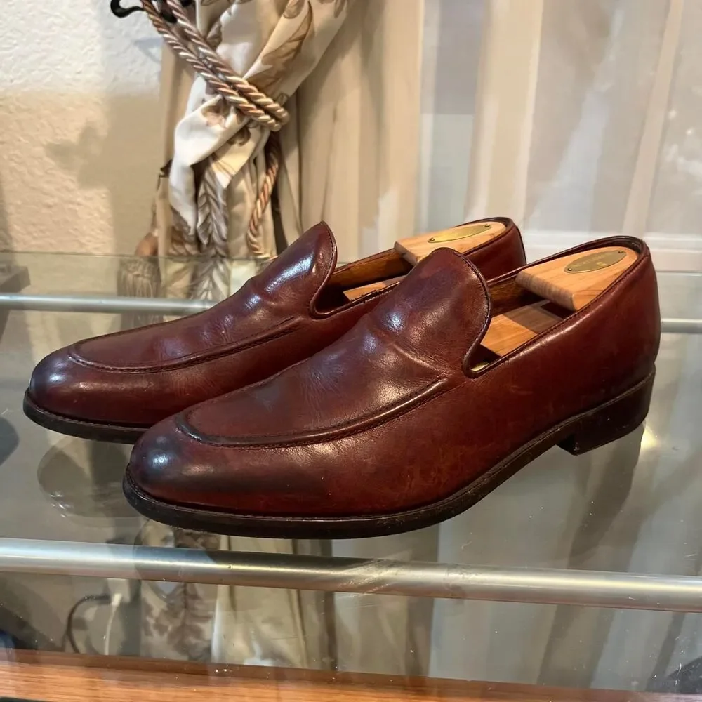 Beautiful Frye Men's Brown and Burgundy Loafers